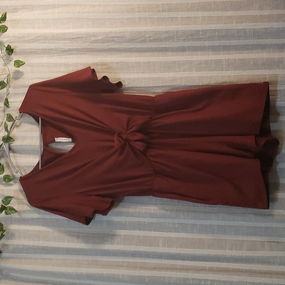 Entro Maroon Bow Romper with pockets